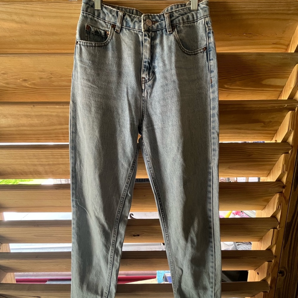 Pull & Bear High Rise Cutoff Skinny Jeans Size 0 Light Wash 32 EUR